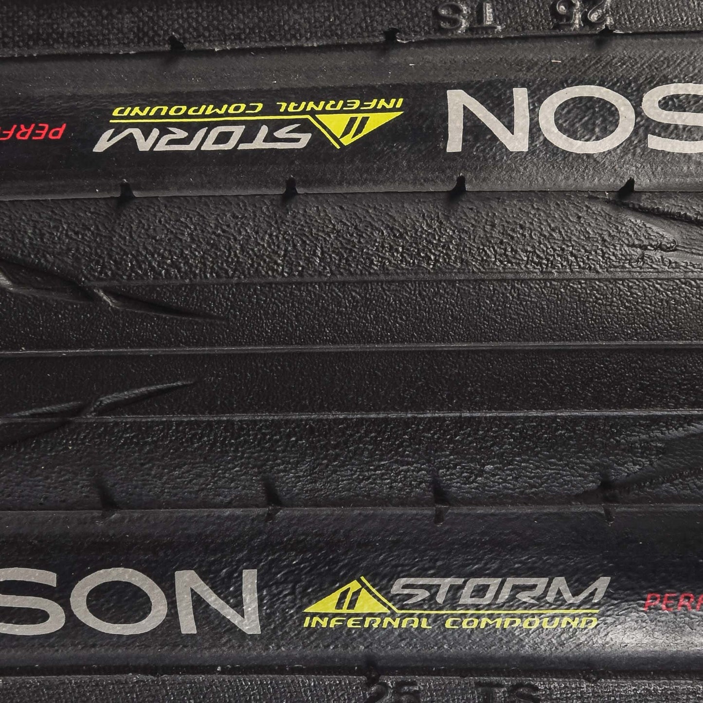 Reifen HUTCHINSON FUSION 5 PERFORMANCE 700x25c TubeType Schwarz