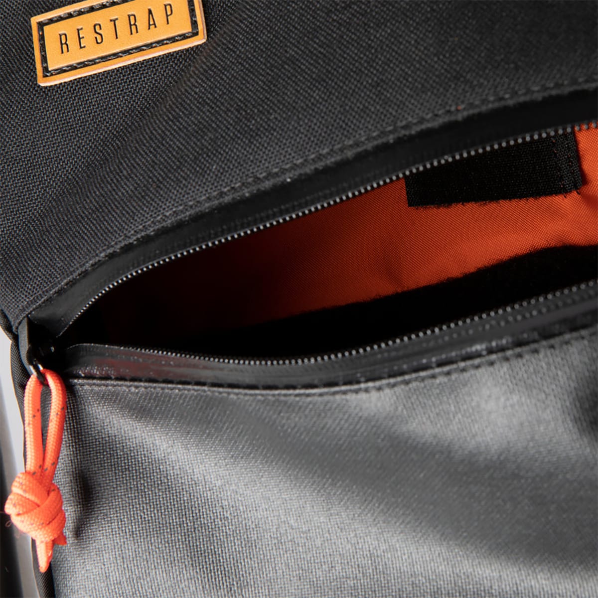 RESTRAP FULL FRAME BAG LARGE 9 L Rahmentasche Schwarz