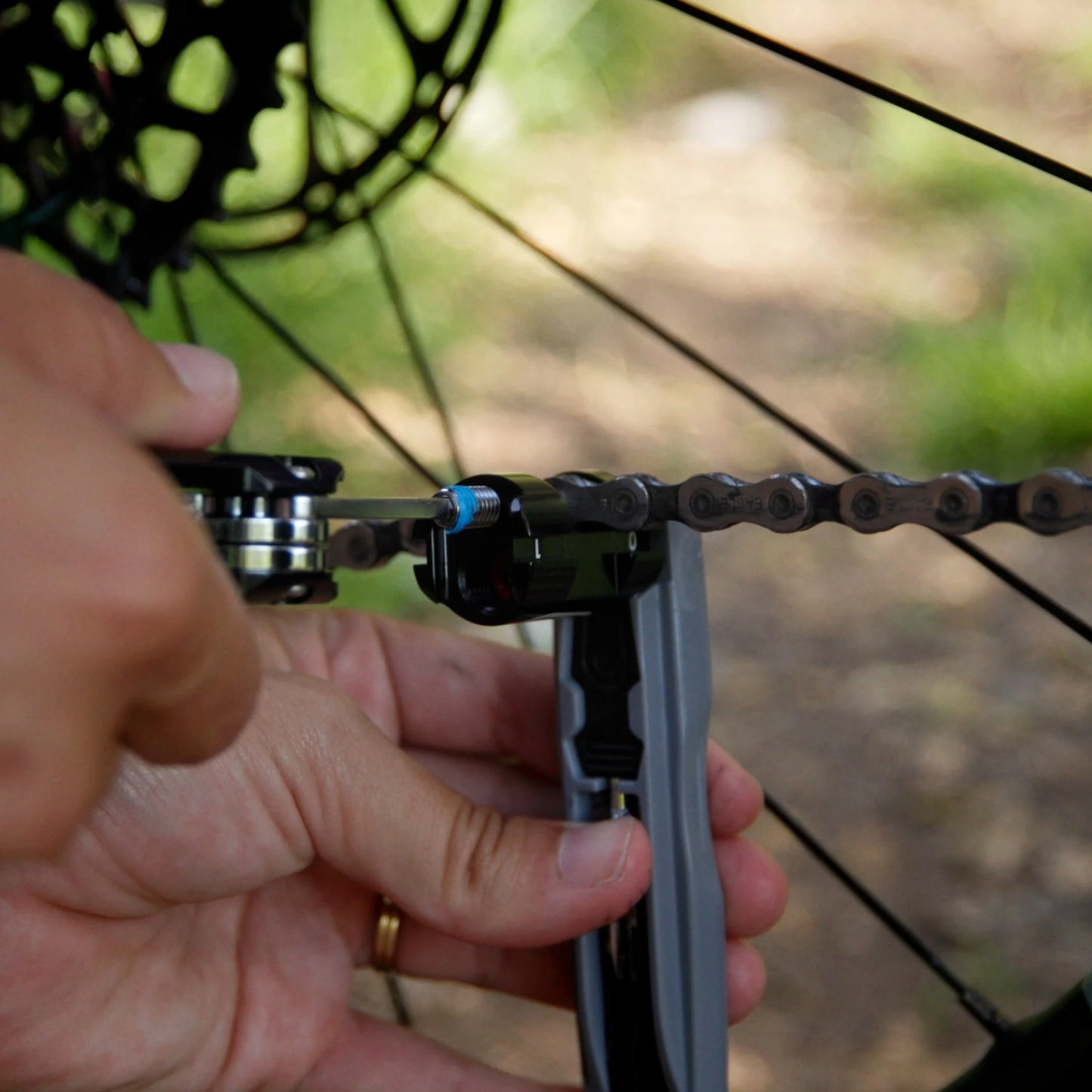 Multi-Outils sur Vis CRANKSBROTHERS S.O.S TS18