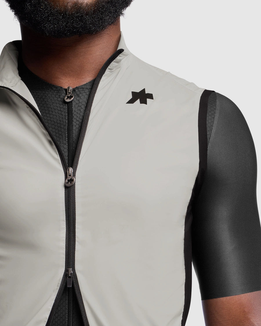 ASSOS MILLE GT WIND S11 Almond Milk Ärmellose Jacke