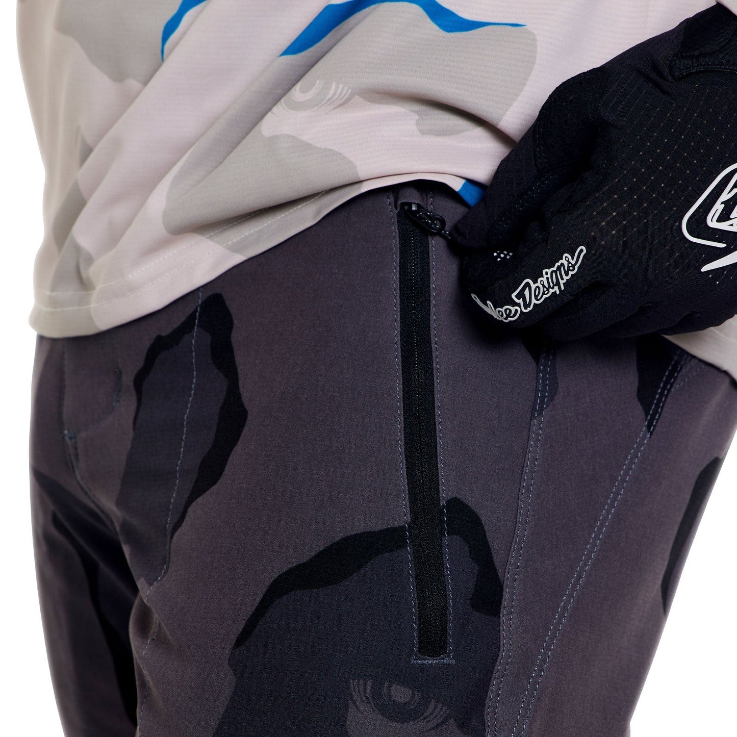 TROY LEE DESINS SKYLINE PRO FLOW CAMO Carbon Hose