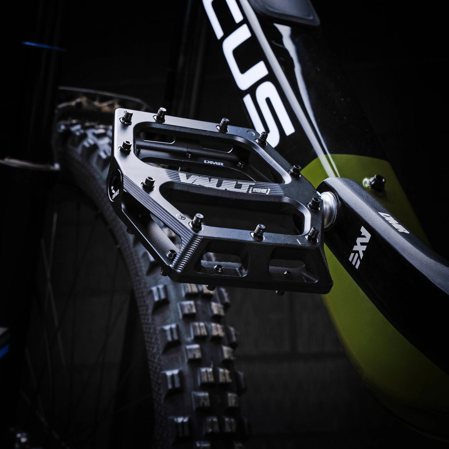 Pédales Plates DMR VAULT MAG Noir
