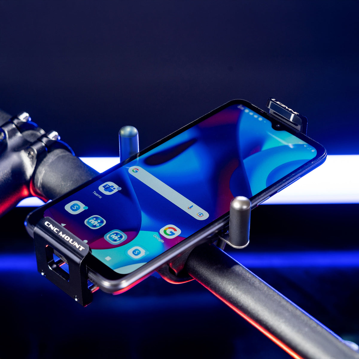 Smartphone-Halterung LEZYNE CNC PHONE MOUNT aus Aluminium