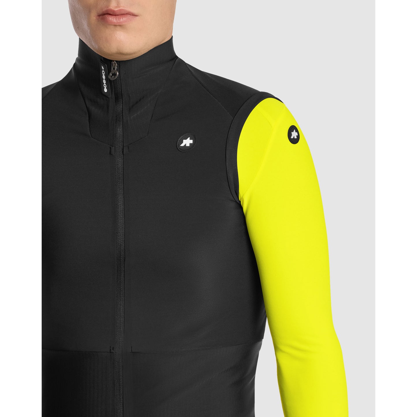 ASSOS EQUIPE R S11 Black Series Ärmellose Jacke