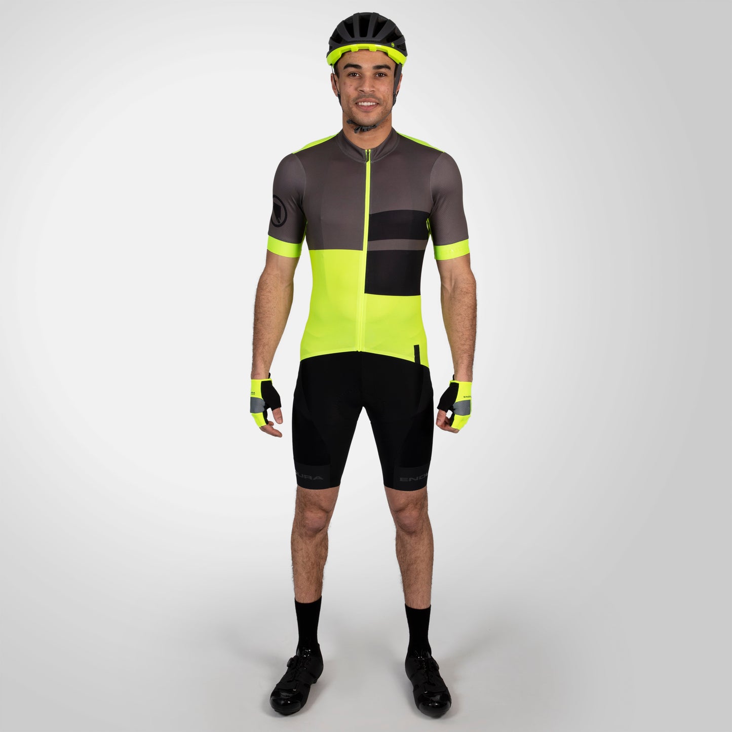 ENDURA FS260 Kurze Trägerhose Schwarz