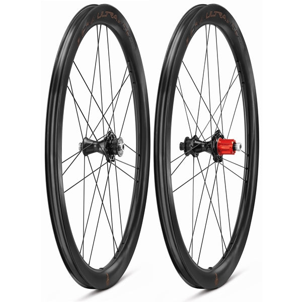 Paires de Roues CAMPAGNOLO BORA ULTRA WTO 45 C23 DISC Tubeless Ready (Center Lock)