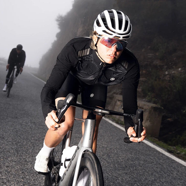 Helm Straße ABUS AIRBREAKER 2.0 MIPS Shiny Weiß