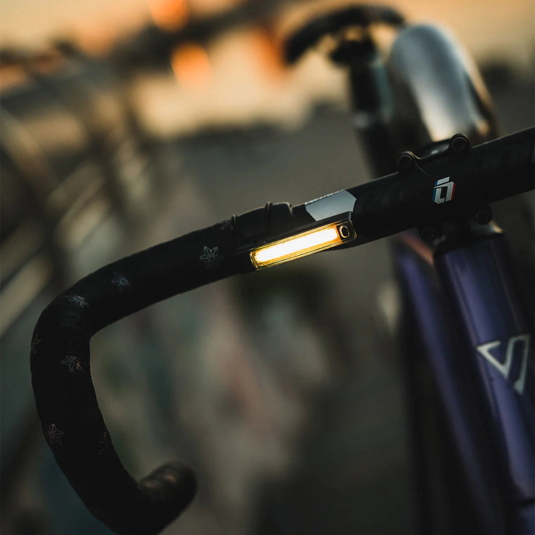 Eclairage Avant KNOG PLUS FRONT 40 Lumens Noir