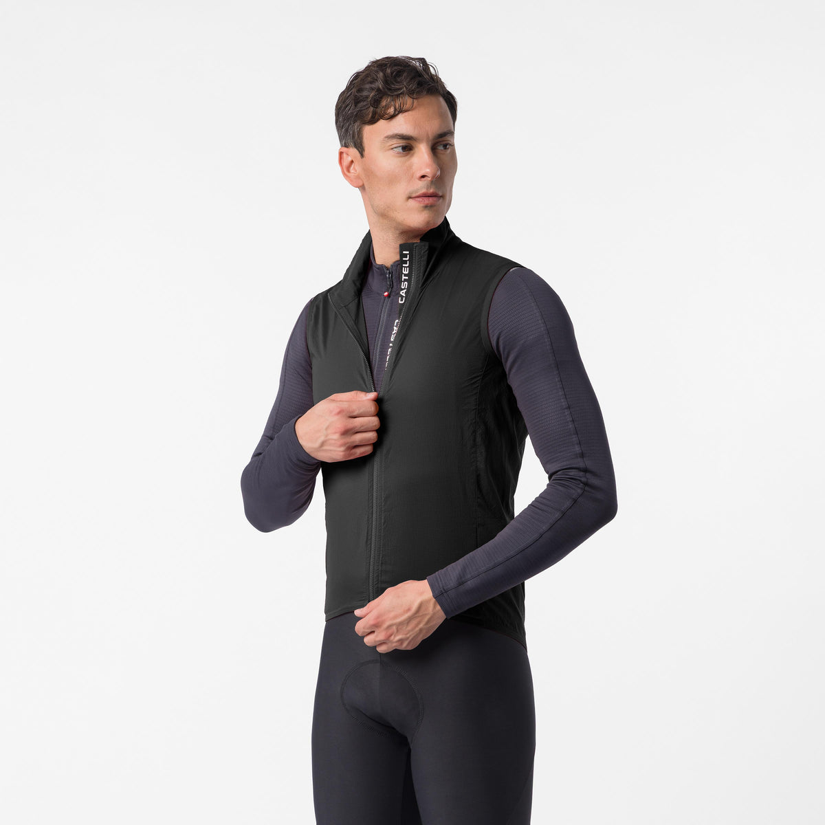 CASTELLI TRANSITION AIR Radweste in Schwarz – Vorderansicht