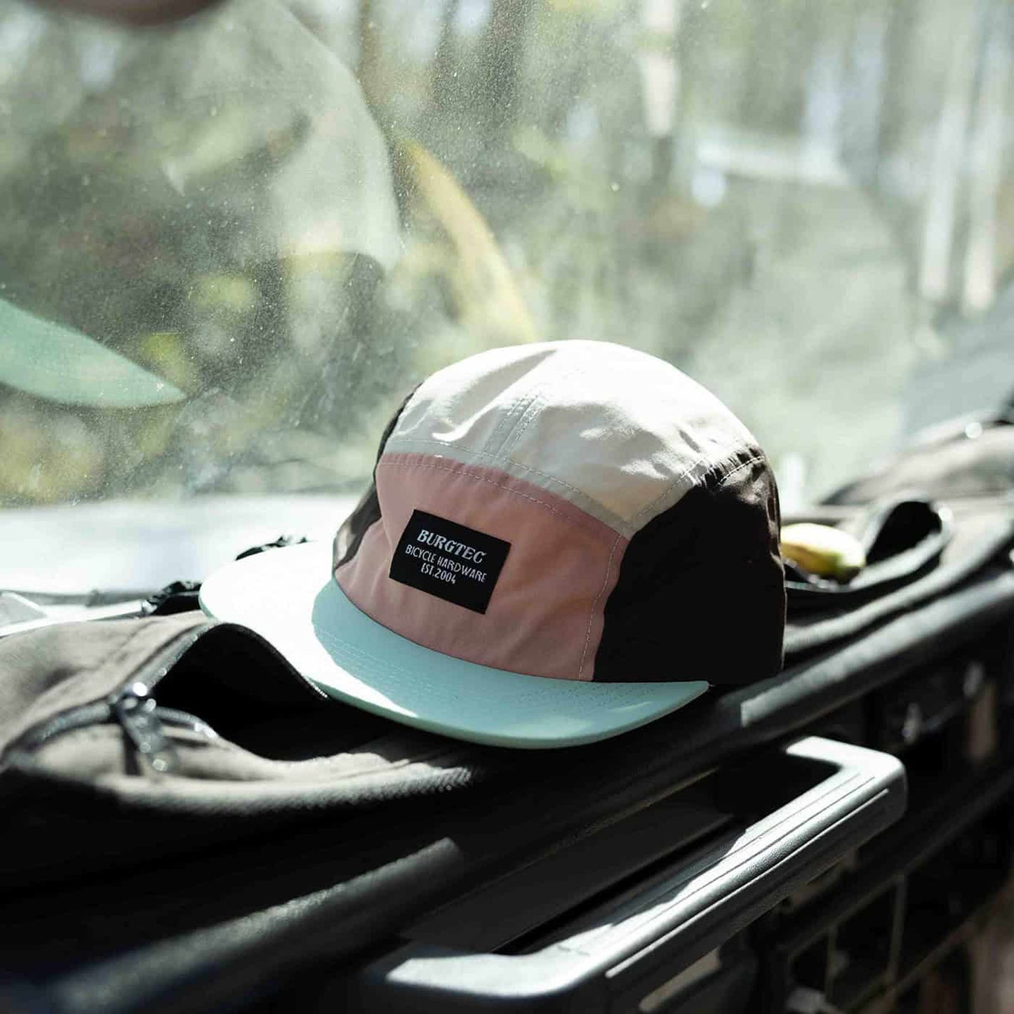 Mütze BURGTEC COURIER FIVE PANEL Neopolitan