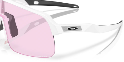 Lunettes OAKLEY SUTRO LITE S Matt Blanc Verre Prizm Low Light - OO9496-0834