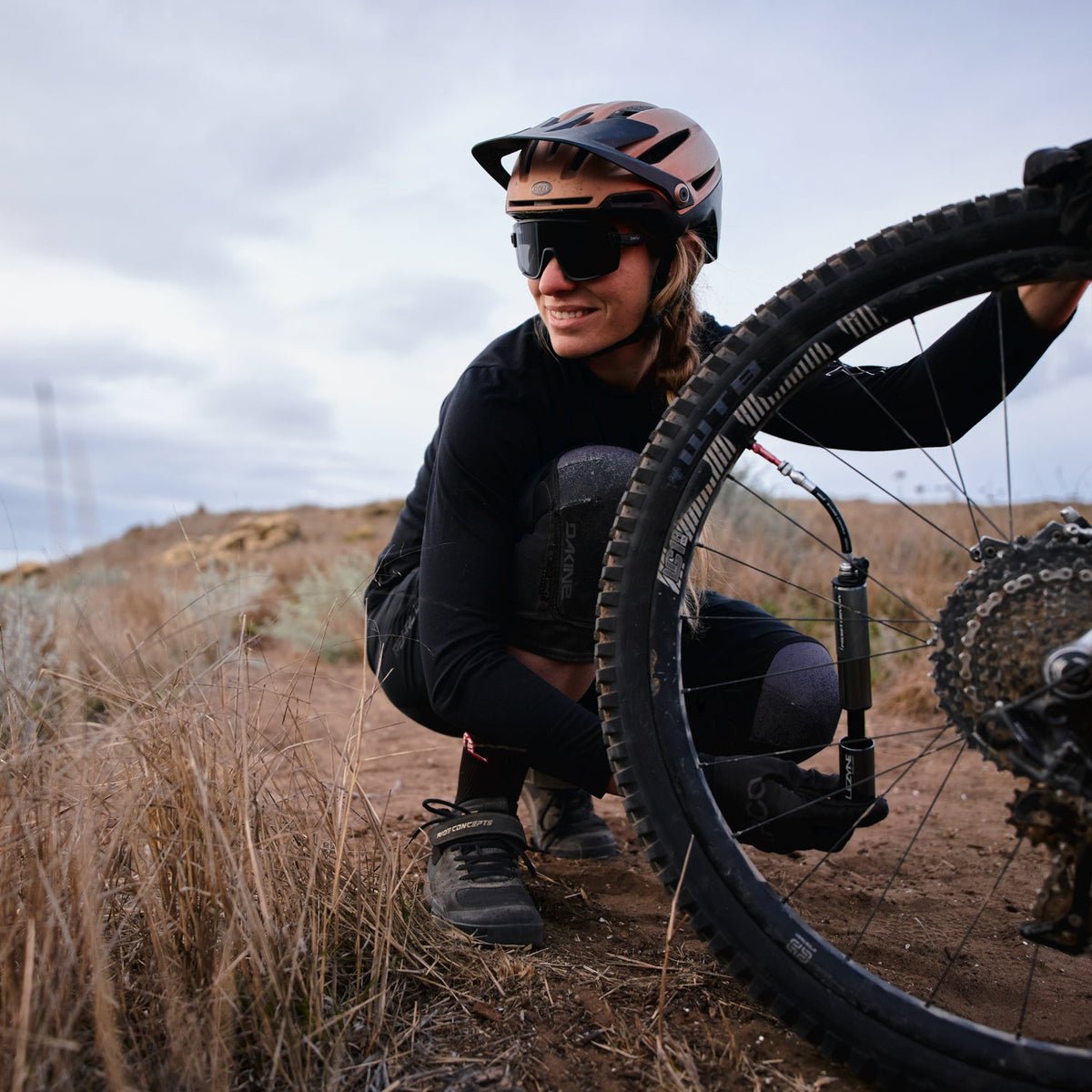 Handpumpe LEZYNE POCKET DRIVE HV LOADED Schwarz