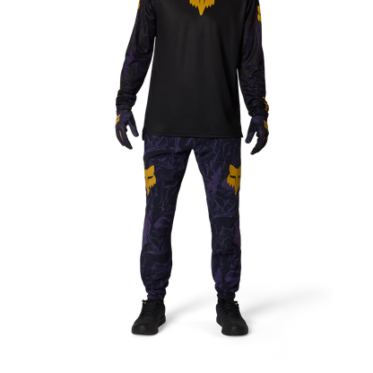FOX RANGER IMAGE PRINT Hose Violett Plum