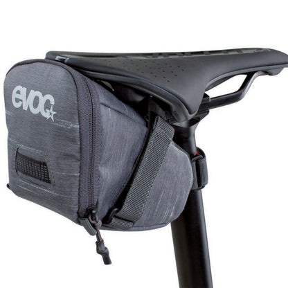 Satteltasche EVOC SEAT BAG TOUR L Grau