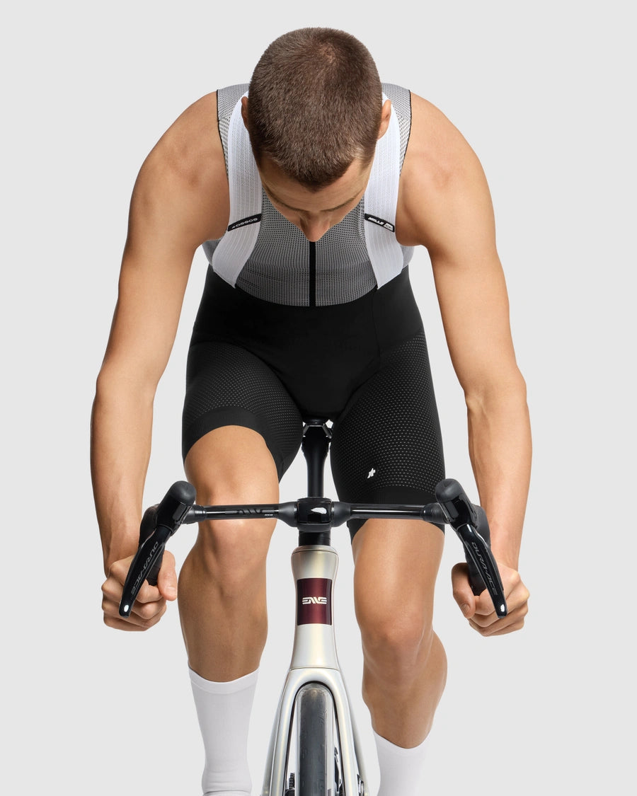 Kurze Trägerhose ASSOS MILLE GT INDOOR S11 Schwarz