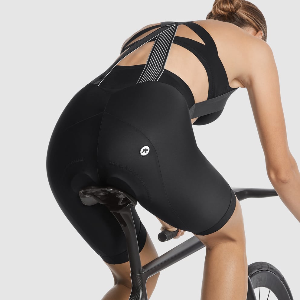 ASSOS UMA GT Damen C2 Kurze Trägerhose Schwarz