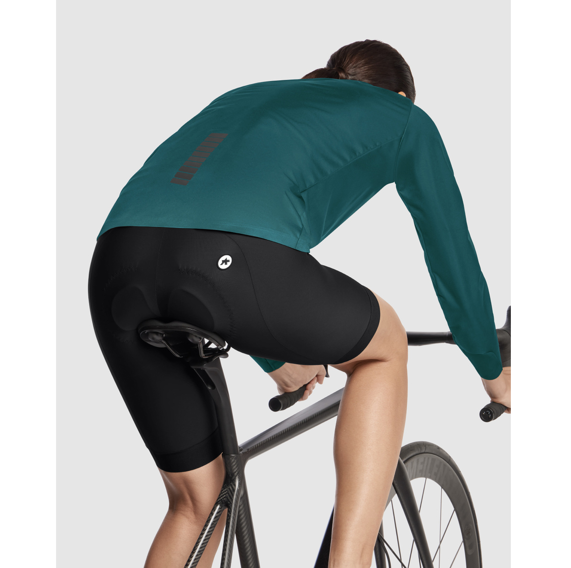 ASSOS UMA GT S11 Women Foundation Green Jacket