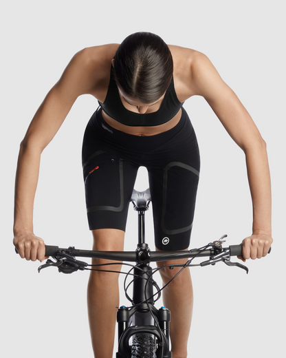 Short ASSOS TACTICA CARGO T3 Damen Schwarz
