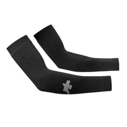 Armstulpen ASSOS SUMMER ARM UV PROTECTOR P1 Schwarz