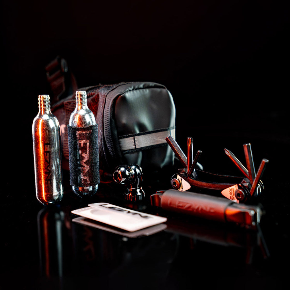LEZYNE Caddy Satteltasche Schwarz mit CO2-Kit