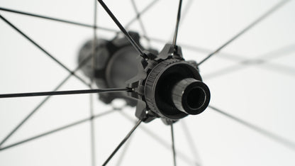 Laufradsatz SCOM EVO 50 Tubeless Ready (Center Lock)