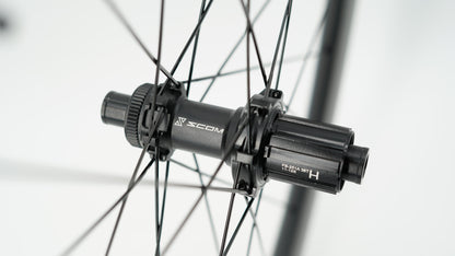 Laufradsatz SCOM CORSA 60 Tubeless Ready (Center Lock)