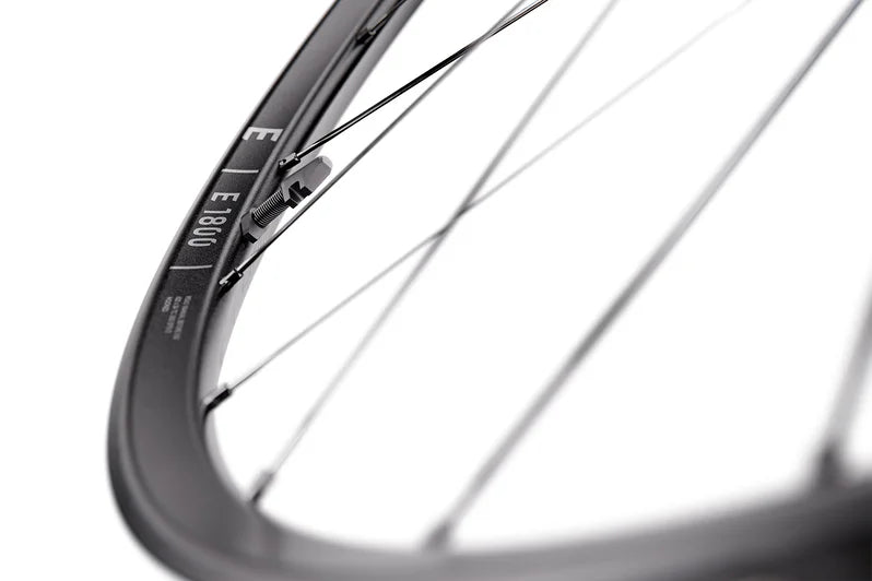 Roue Avant DT SWISS E 1800 SPLINE 20 DISC Tubeless Ready (Center Lock)
