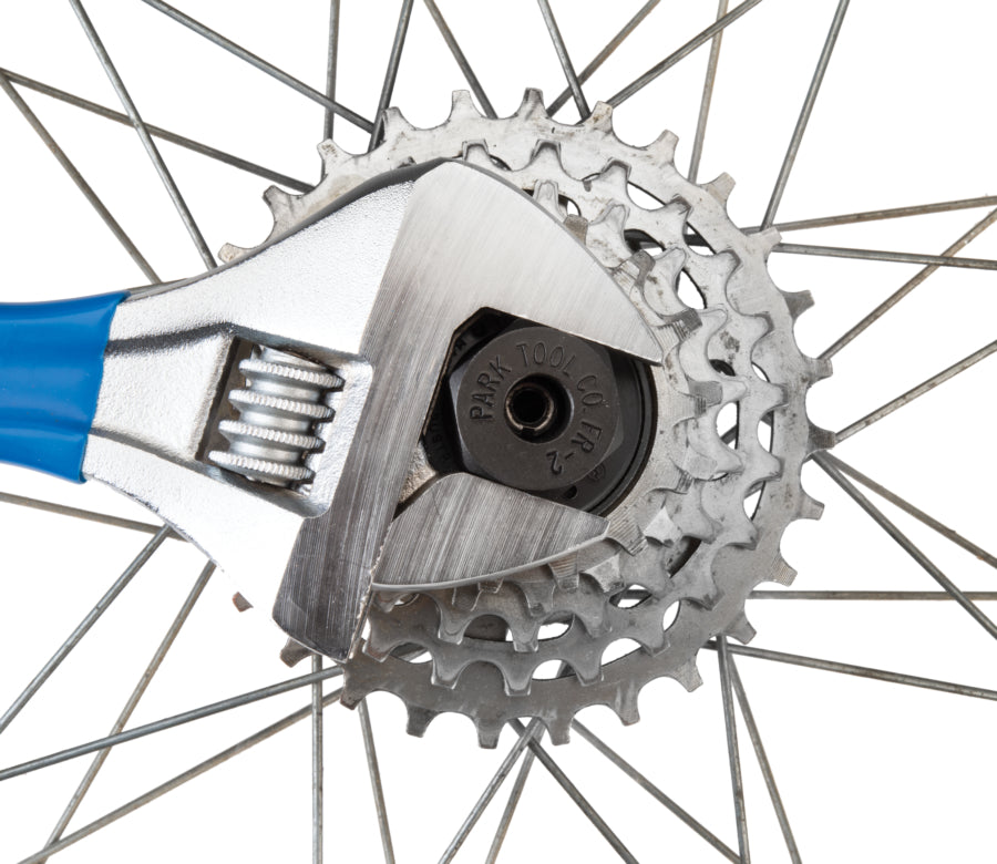 Park Tool FR-2 entraîné par une clé à molette