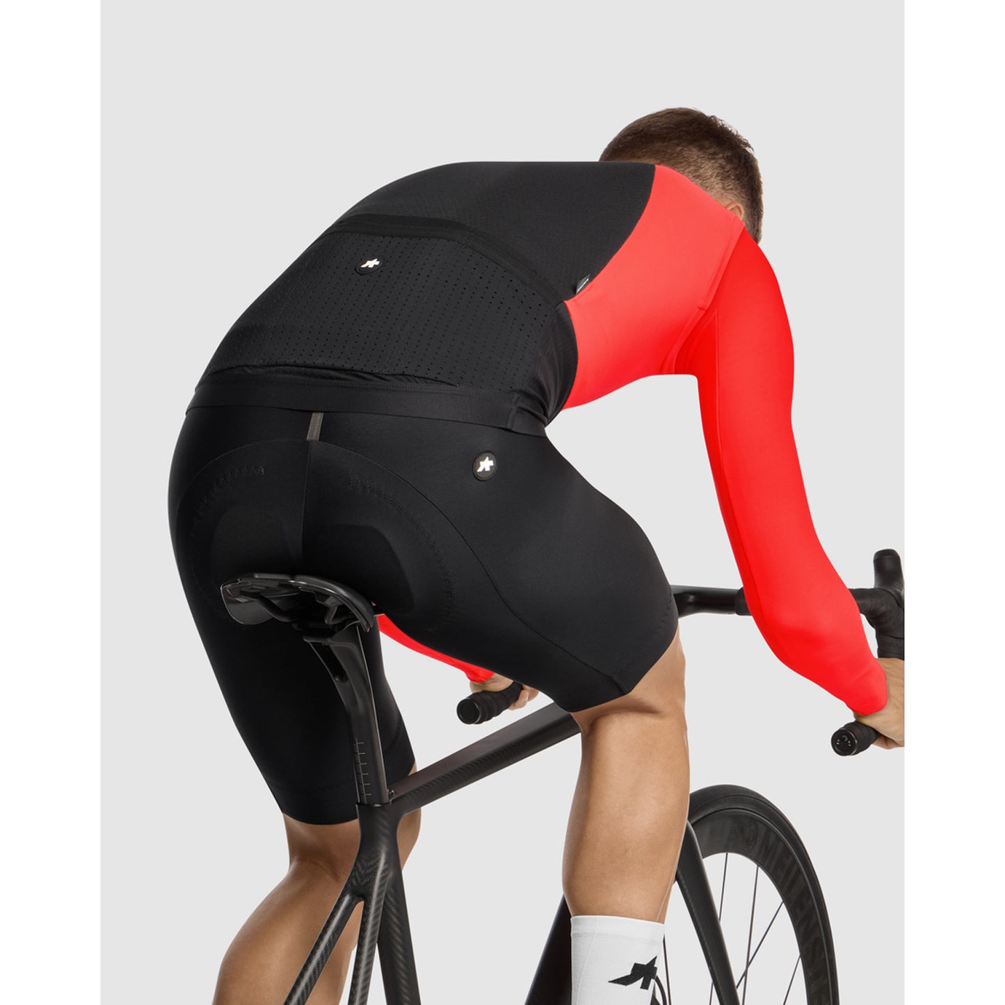 ASSOS EQUIPE R S11 LollyRed Ärmellose Jacke