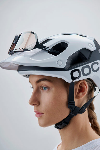 MTB-Helm POC CULARIS PURE Weiß/Schwarz Matt