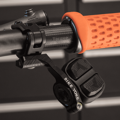 Collier BIKEYOKE PODDY EV pour Commande de Vitesses SRAM AXS POD Droit