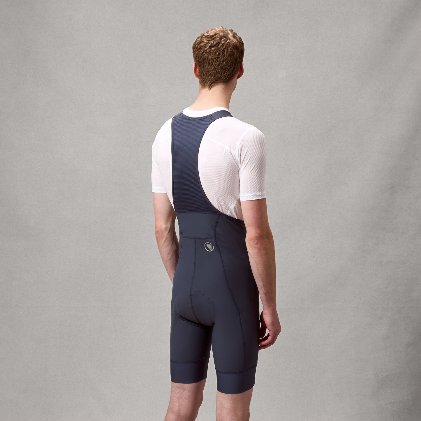 ENDURA LOOP Carbon Kurze Trägerhose Grau