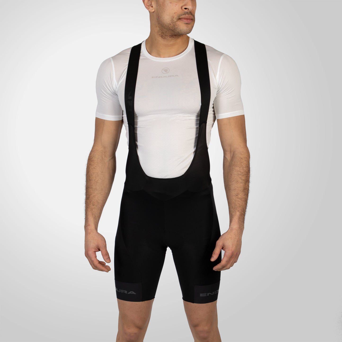 ENDURA FS260 Kurze Trägerhose Schwarz