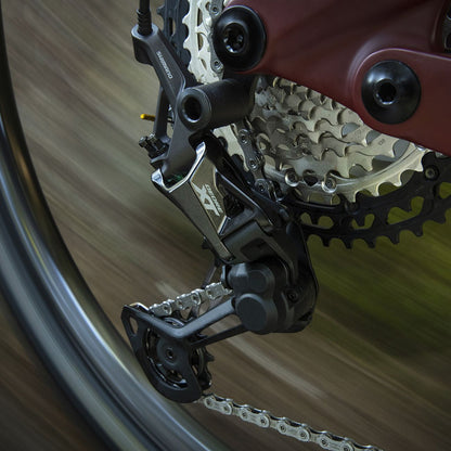 Hinterer Umwerfer SHIMANO DEORE XT RD-M8100-SGS 12G Langer Käfig