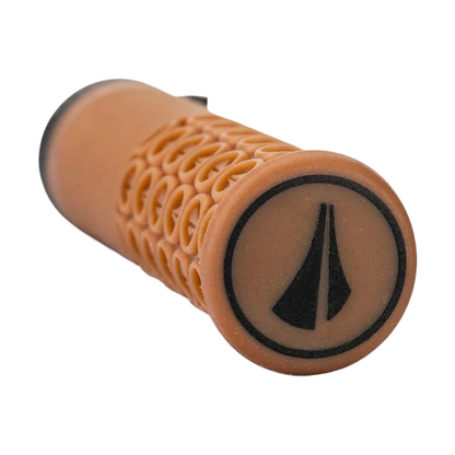 Griffe SDG THRICE 136 mm Braun Gum