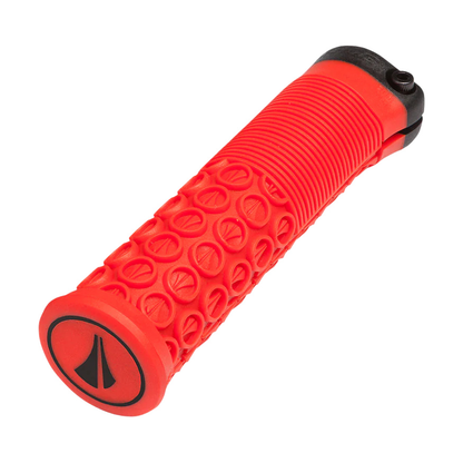 Griffe SDG THRICE 136 mm Rot