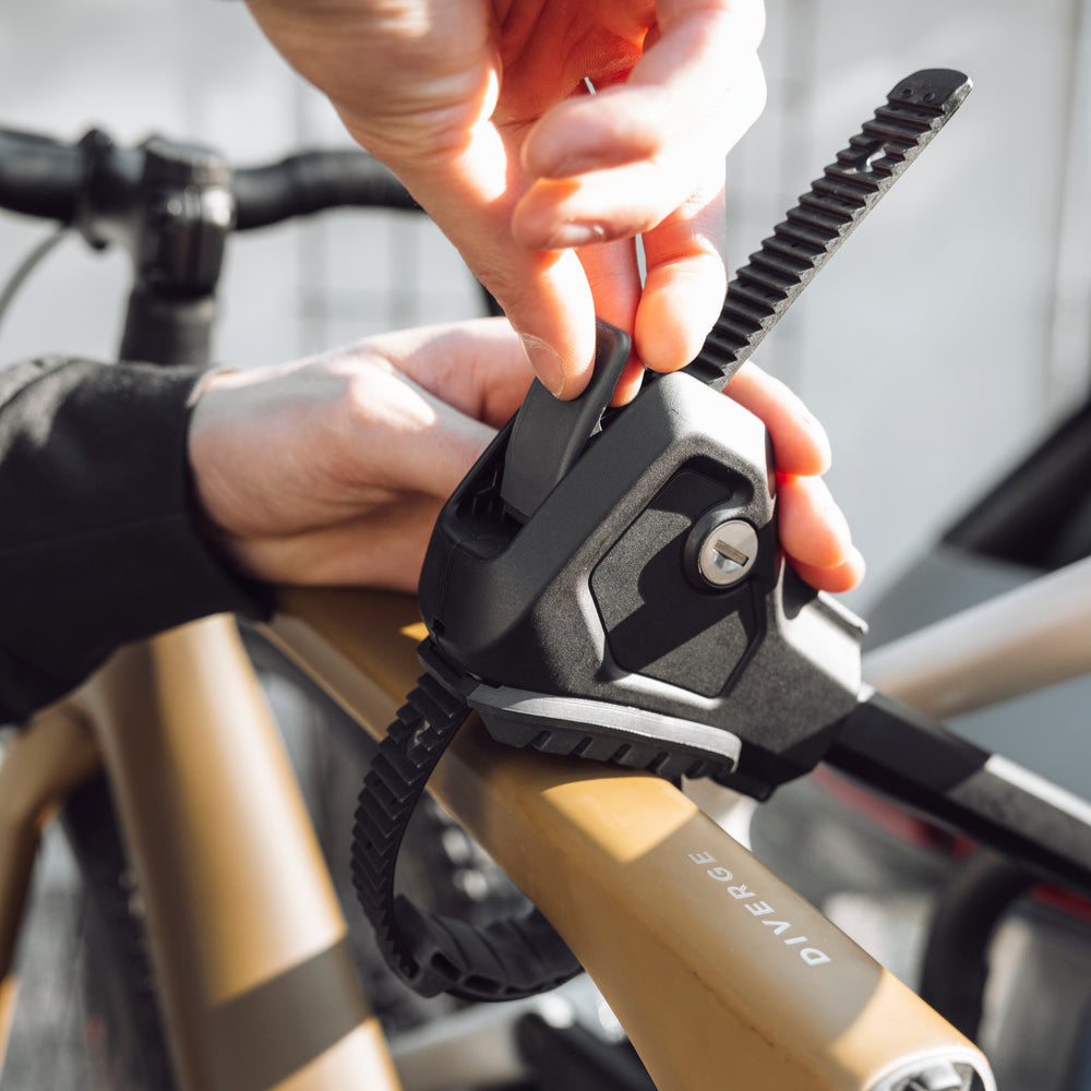 Porte-Vélos THULE EASYFOLD 3 sur Attelage 3 Vélos