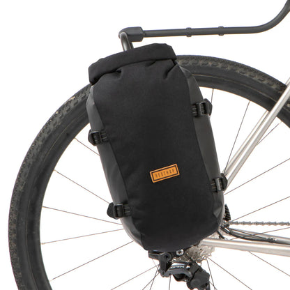 Gepäckträgertasche RESTRAP SWITCH PANNIER 10L Schwarz