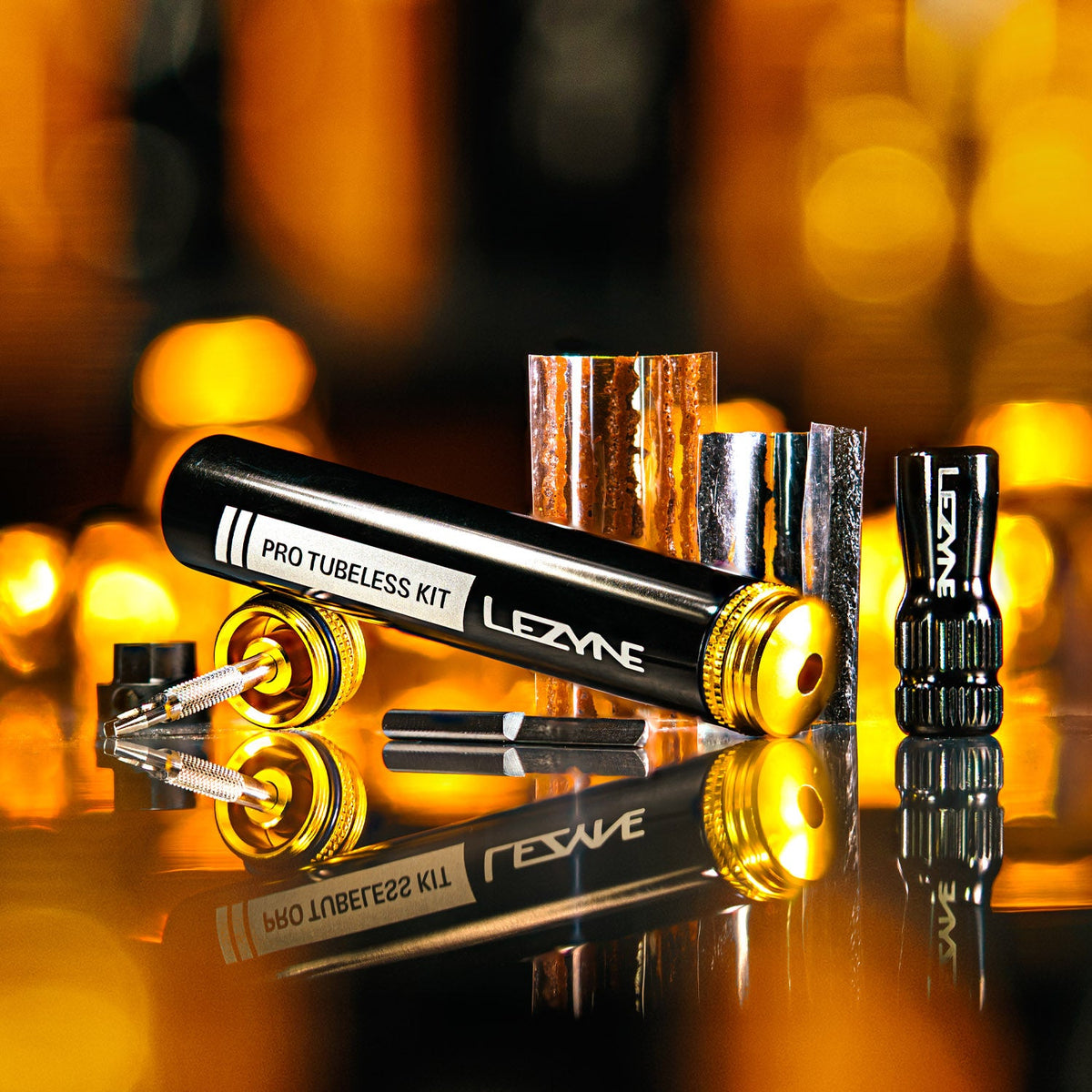 LEZYNE PRO Loaded Tubeless-Reparaturset mit 20-g-CO2-Kartusche Schwarz