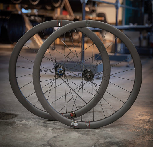 Hinterrad TUNE ROULEUR 49 DISC Tubeless Ready (Center Lock)