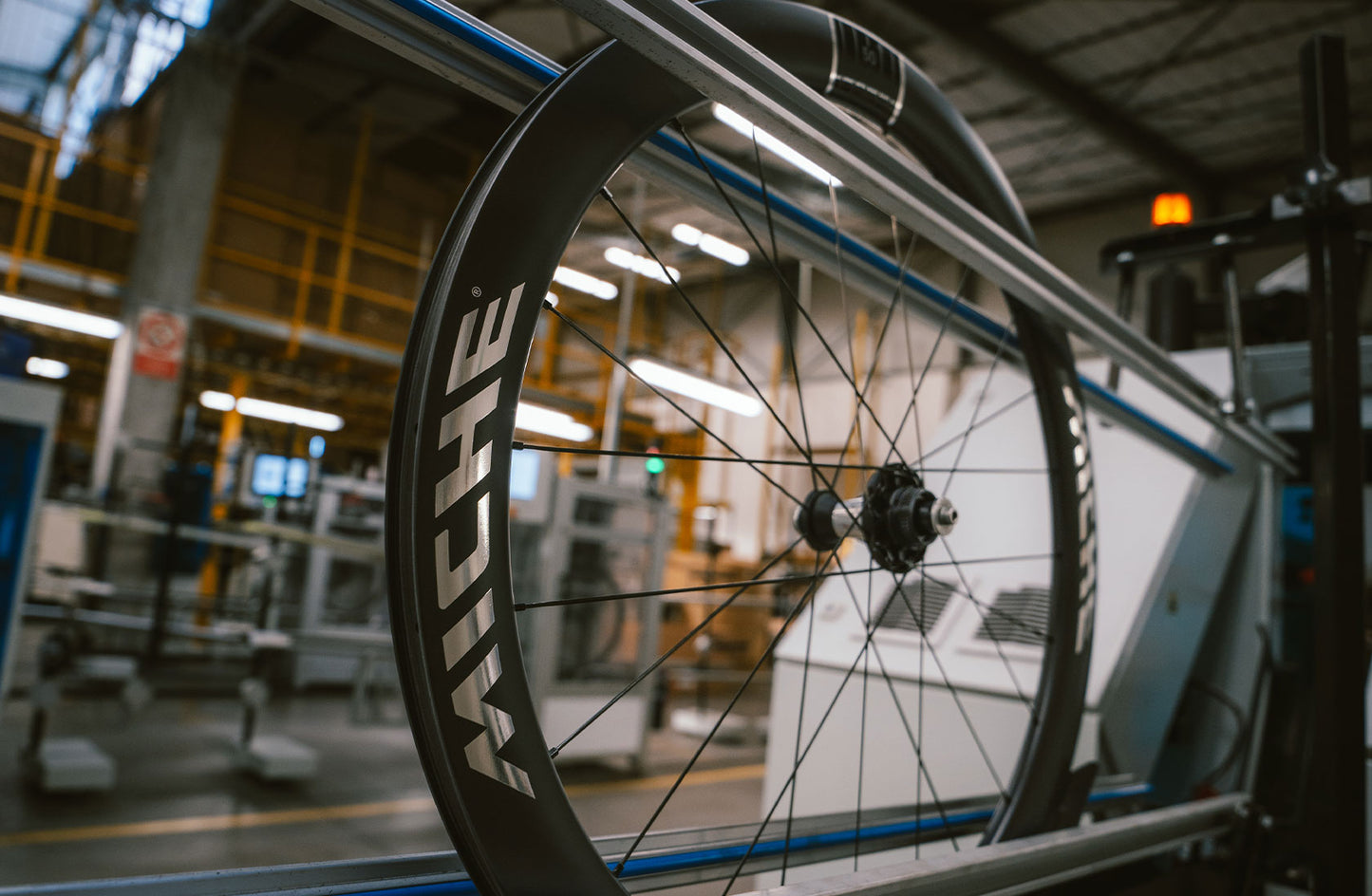 Paar MICHE KLEOS RD DX36 Tubeless Ready (Center Lock) Team Edition Laufräder