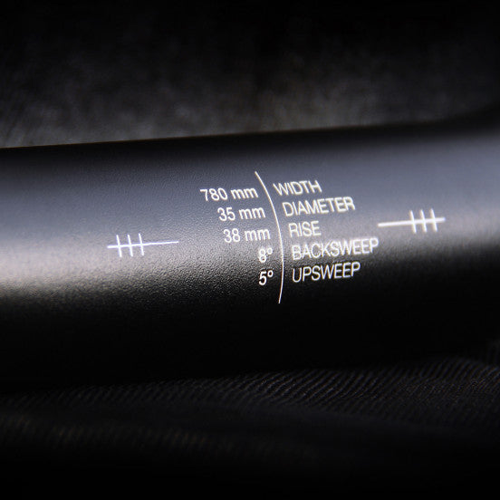 Kleiderbügel SB3 KROMA Rise 38mm 780mm Schwarz Blau