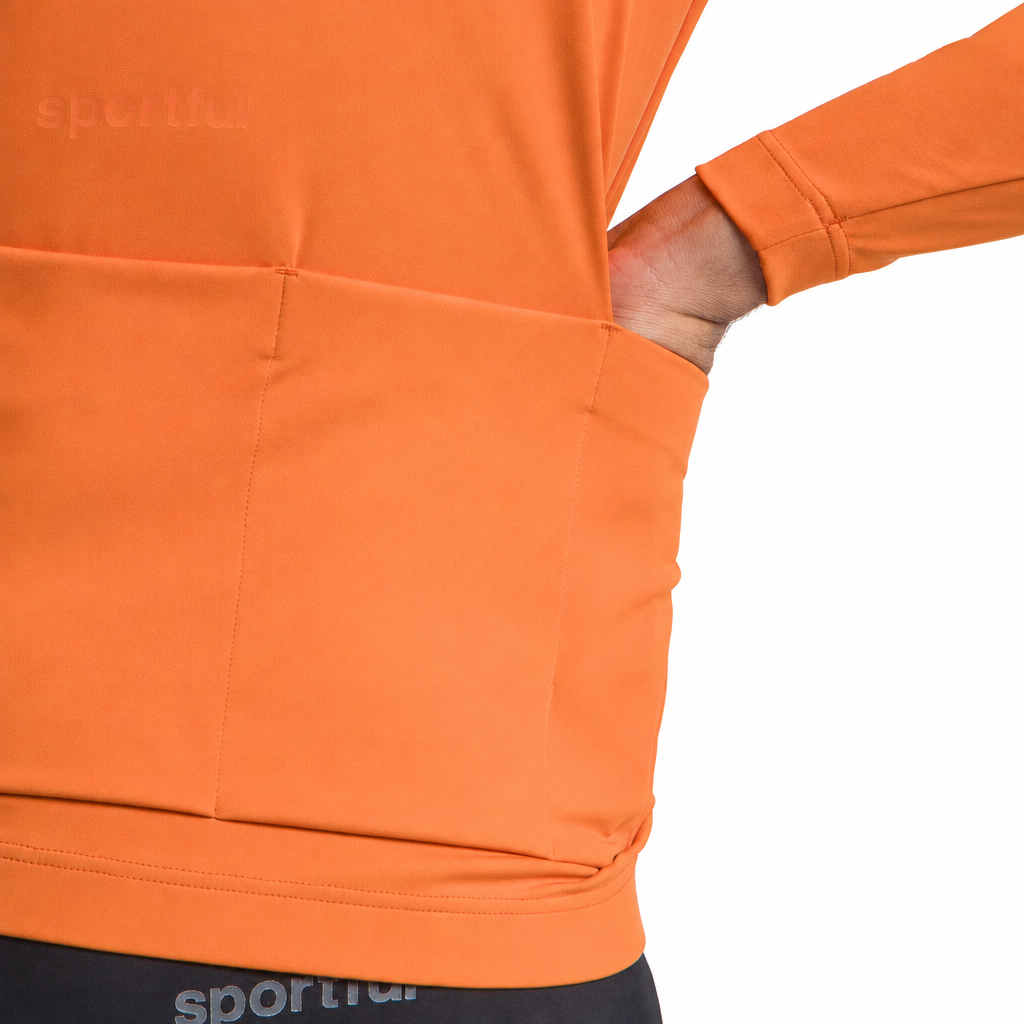 Veste SPORTFUL CLASSIC 2 Orange, poche dorsale sur fond blanc