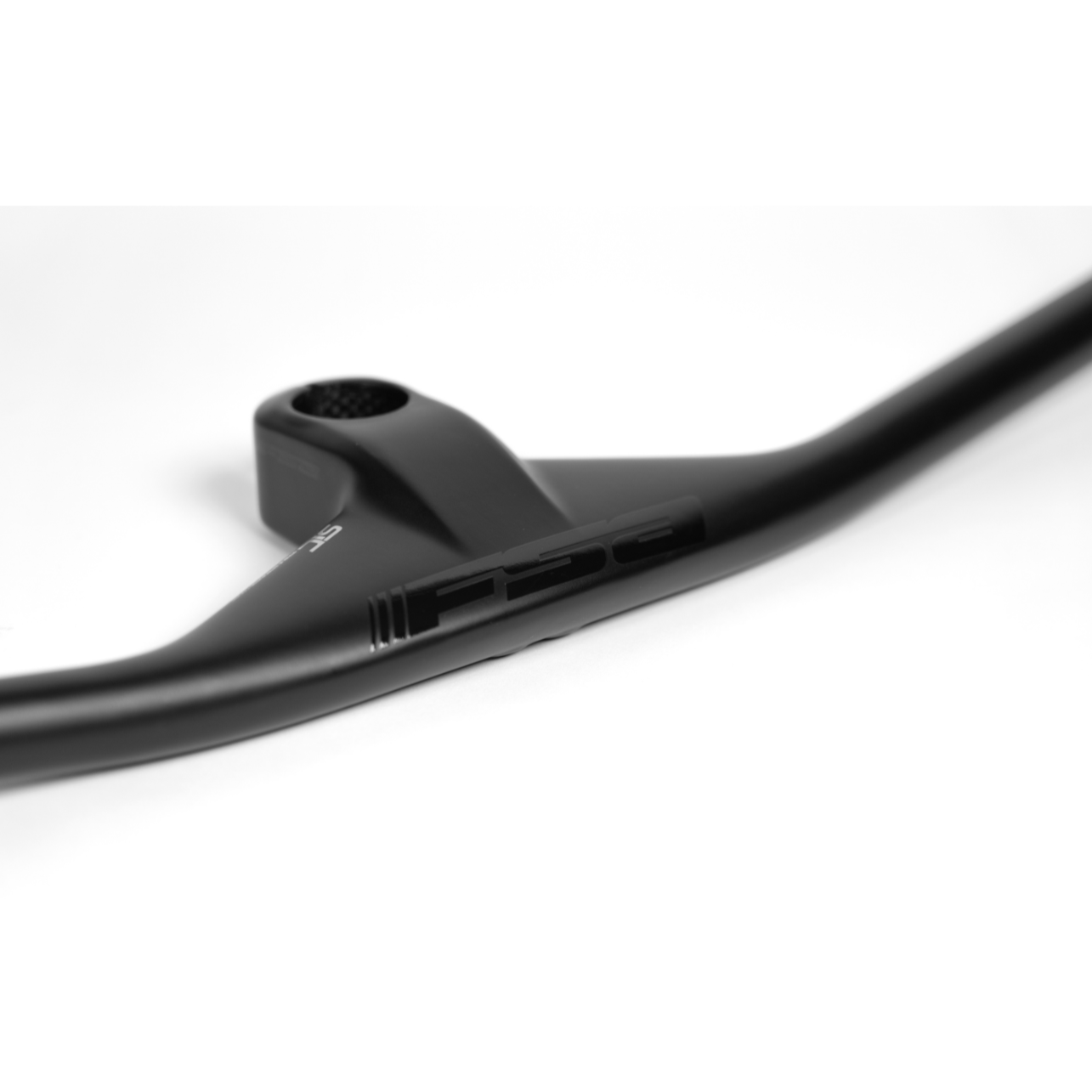Cintre intégré FSA NS SIC Carbone Plat 60mm x 760mm Carbone