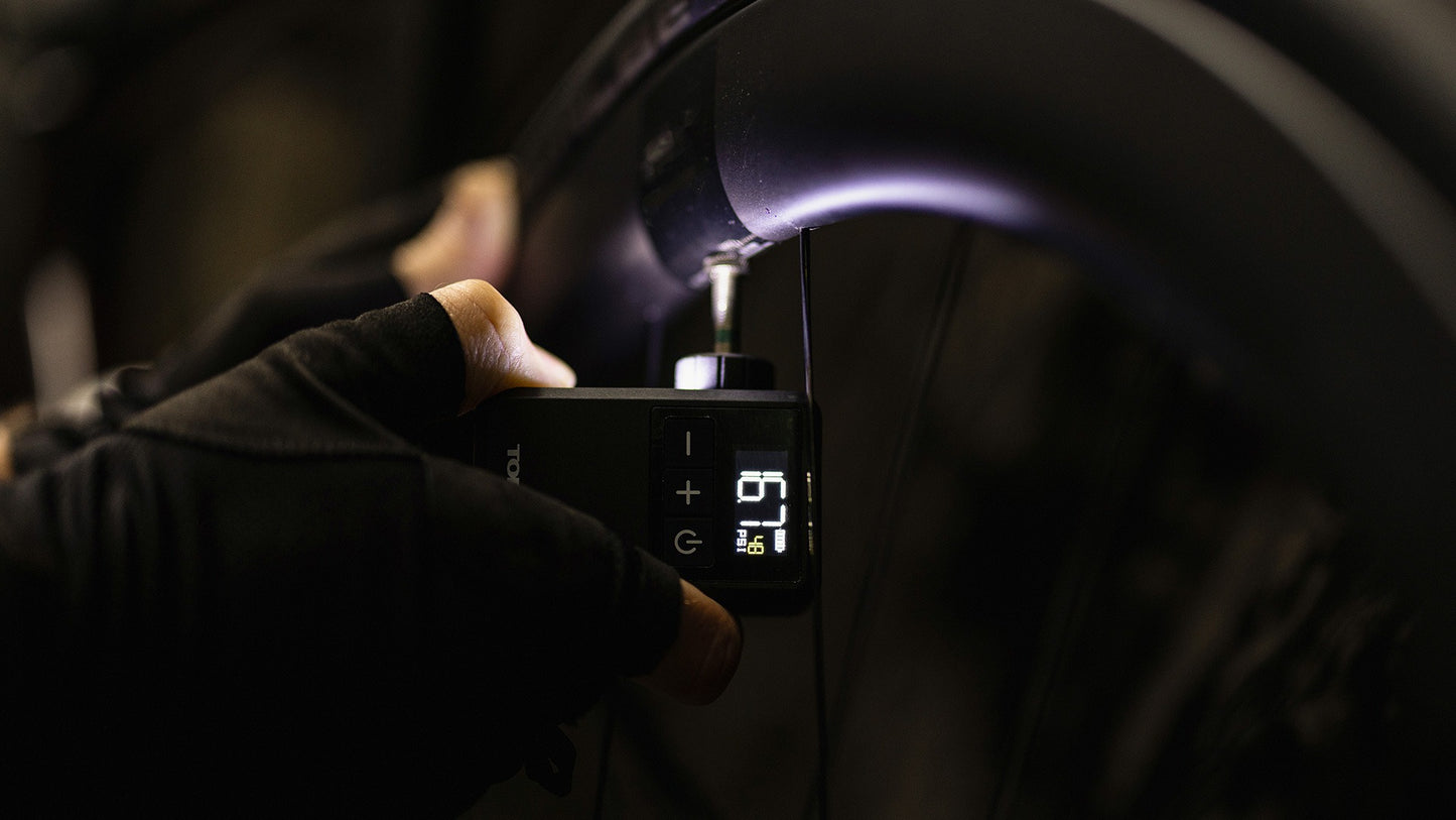 Pompe Electrique Mini TOPEAK E-BOOSTER DIGITAL MINI