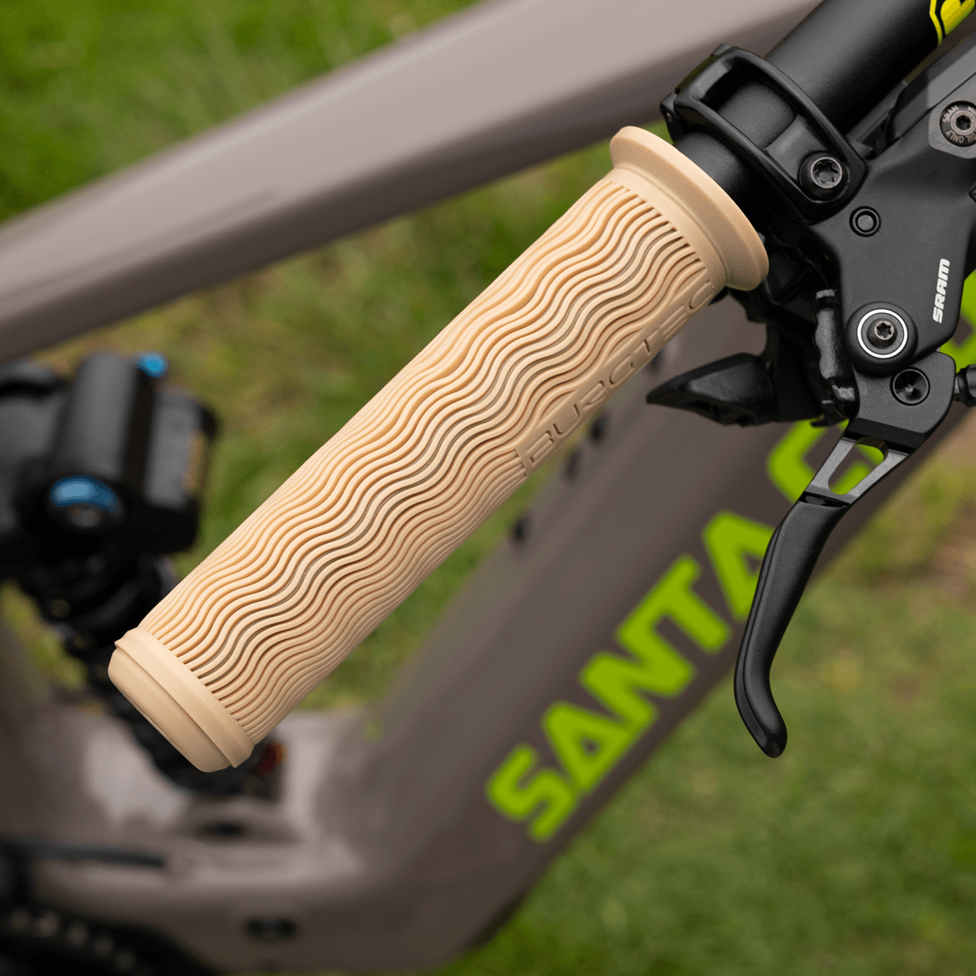 Grips BURGTEC THE BARTENDER PRO VERO SANDLER SIGNATURE Lock-On Crème