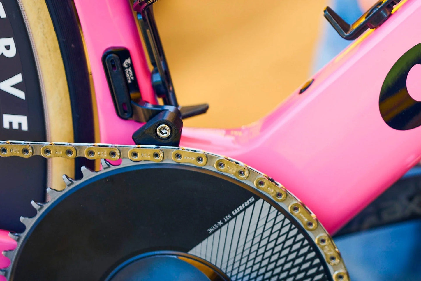 Guide-Chaîne WOLFTOOTH LONEWOLF AERO Low Sweep pour CERVELO