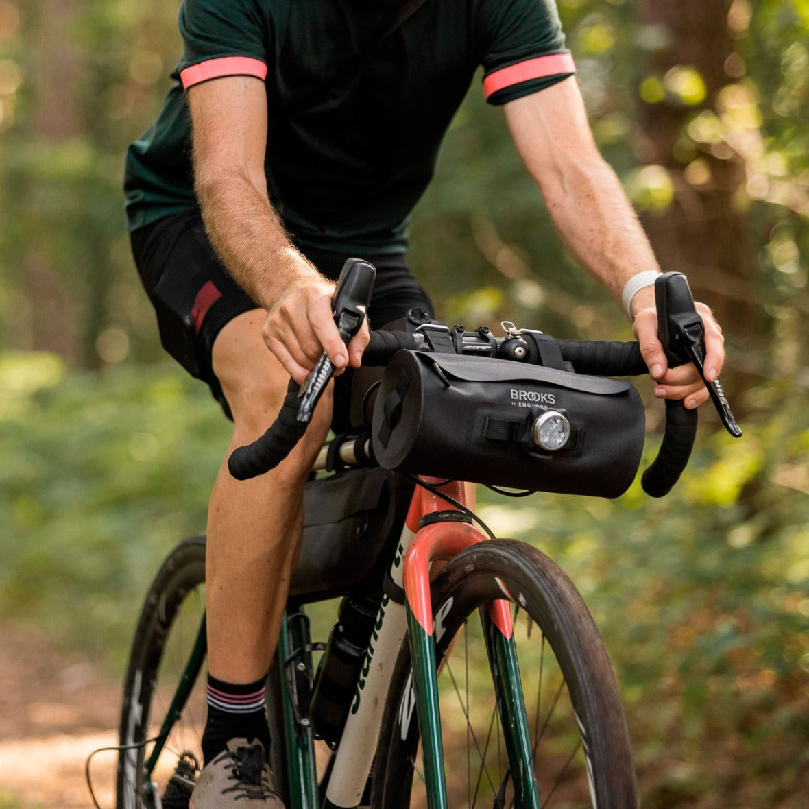 BROOKS SCAPE POUCH 3L Lenkertasche Grün