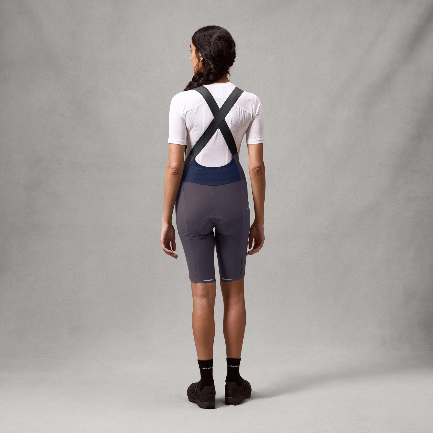 Cuissard Court à Bretelles ENDURA ALLTRACK RIDE Femme Carbon Gris