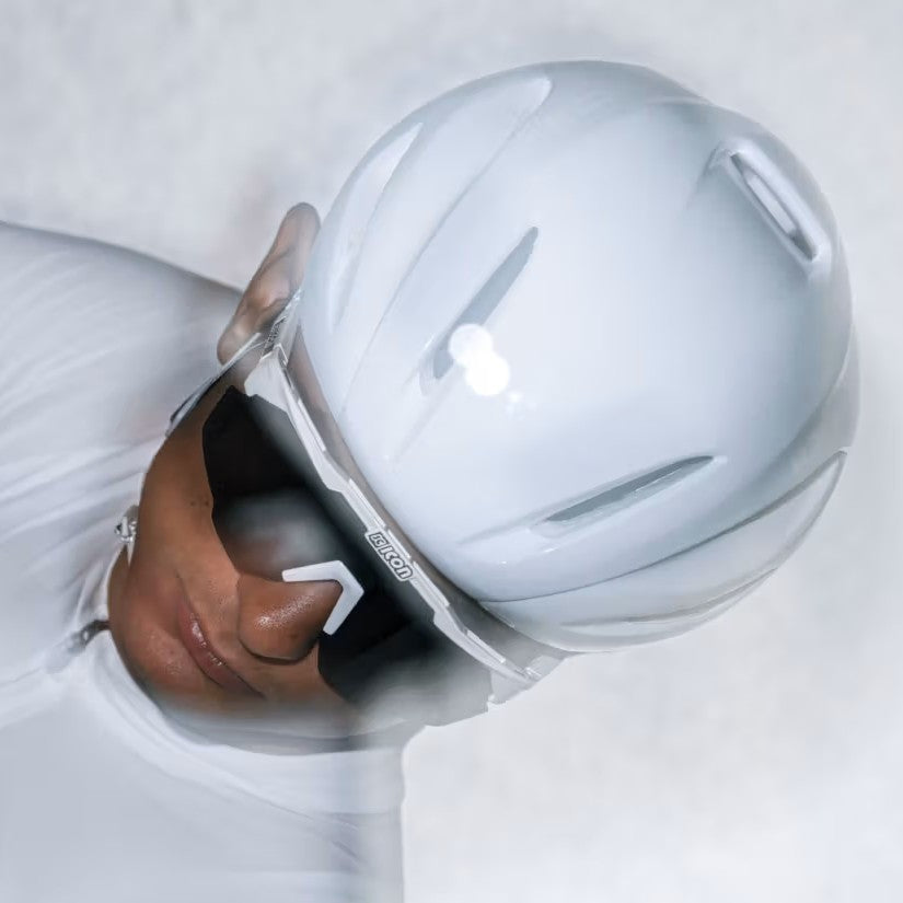 Helm Strasse MET MANTA MIPS Absolute White Limited Edition